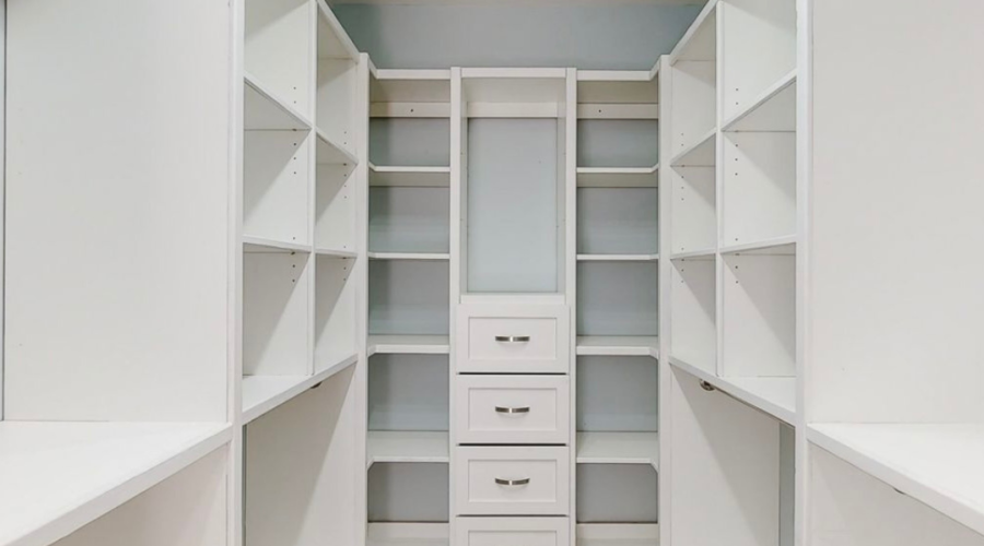 Closet1